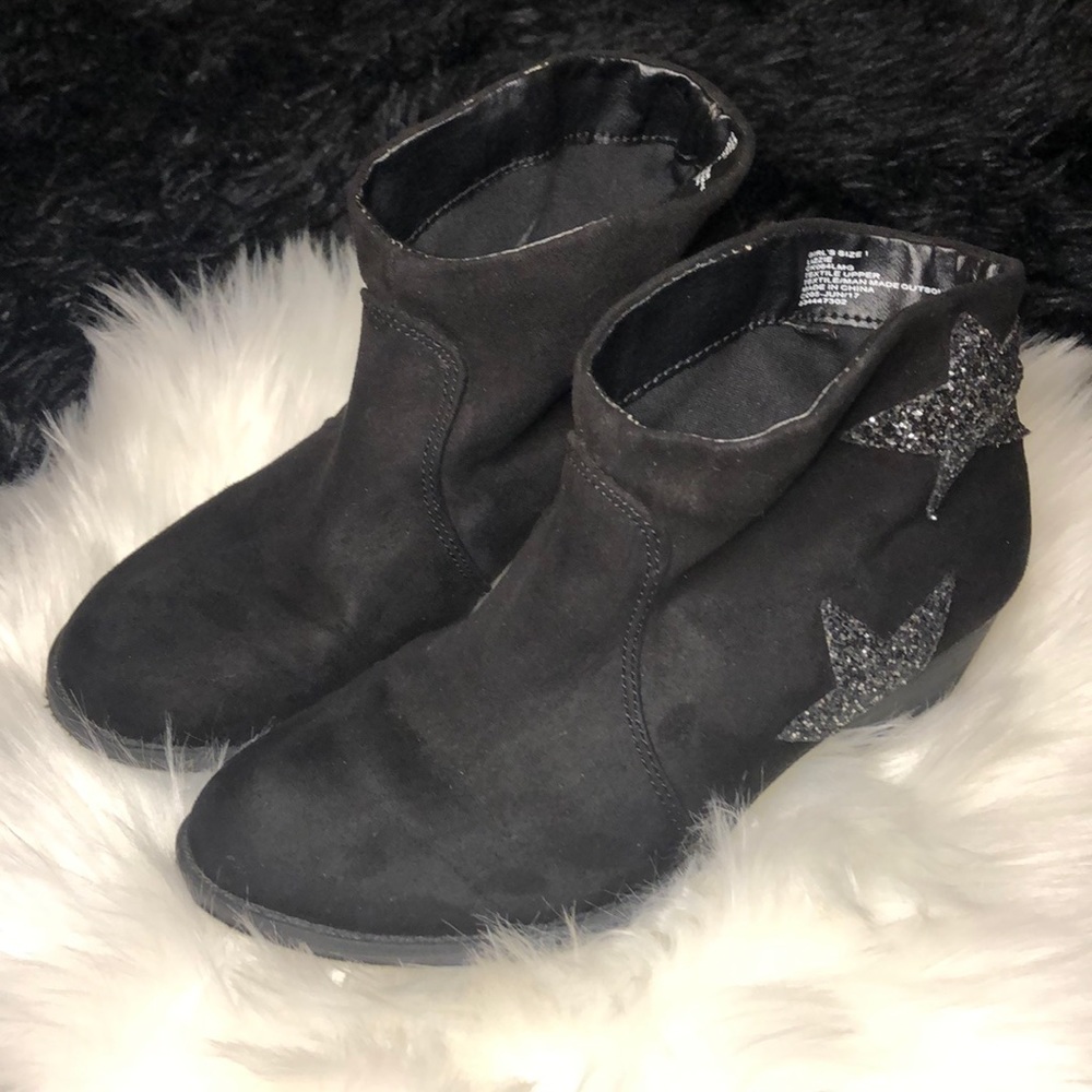 Girls Booties - Picture 3 of 3